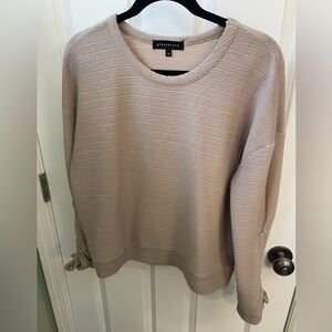 Gibson Women's beige Crew Neck Top